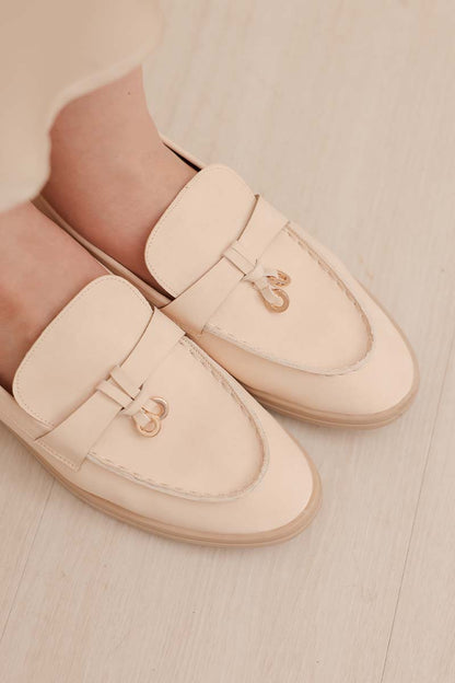 Kivo Loafers in Cream