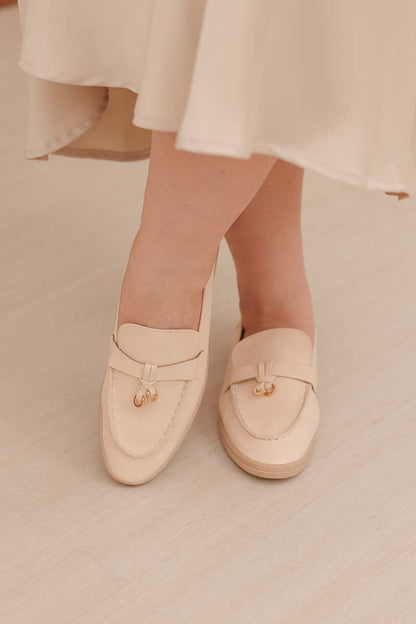 Kivo Loafers in Cream