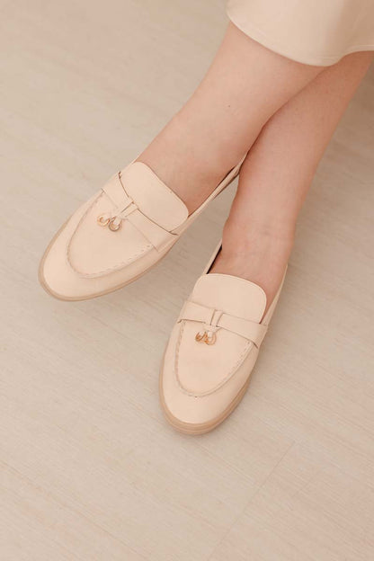 Kivo Loafers in Cream