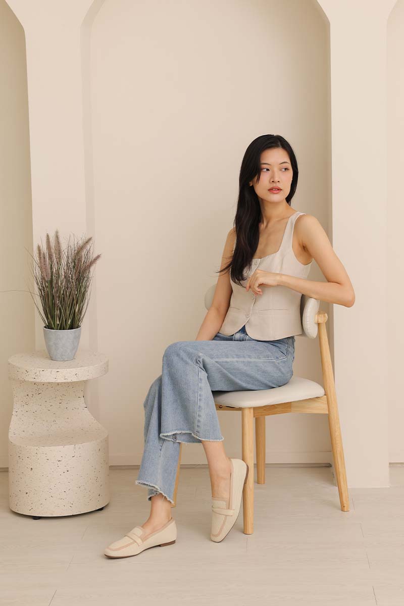 Kynn Flyknit Loafers in Nude