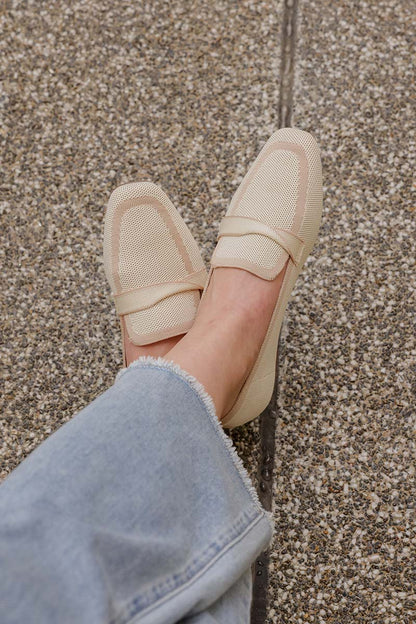 Kynn Flyknit Loafers in Nude