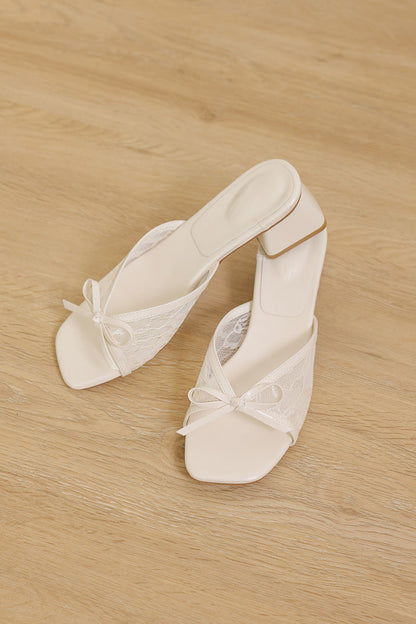 Livia Lace Block Heels in Cream Patent