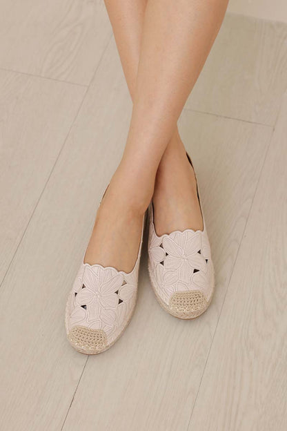 [PRE-ORDER] Maris Floral Espadrille in Ivory