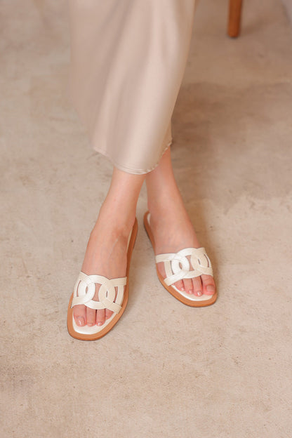 Noma Interlocking Sliders in Cream