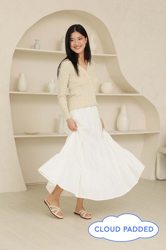 Nori Cloud Contrast Sliders in Cream/Waterproof Linen