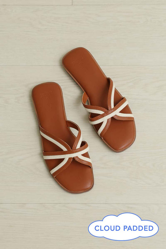Nori Cloud Contrast Sliders in Cream/Tan