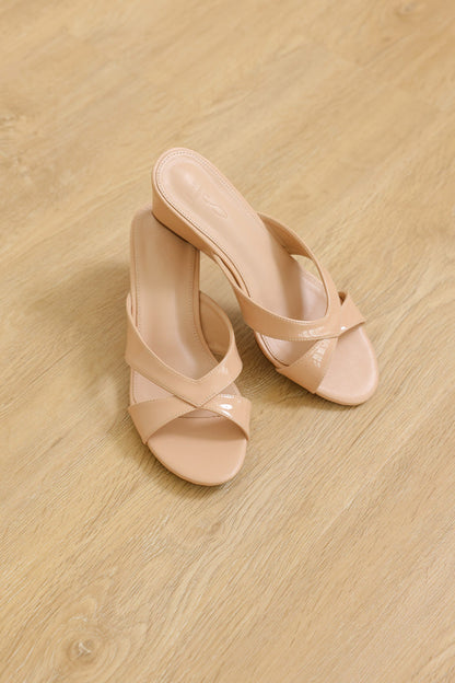 Selune Cross Strap Wedges in Nude