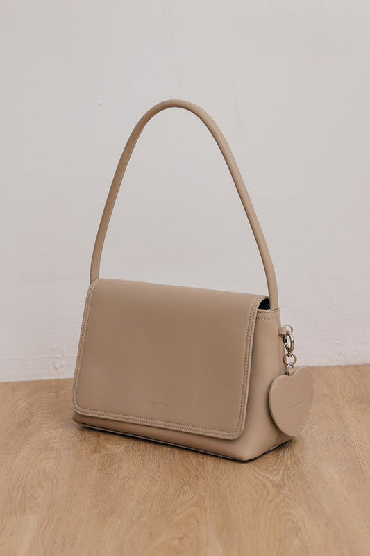 Sydney Shoulder Bag in Taupe
