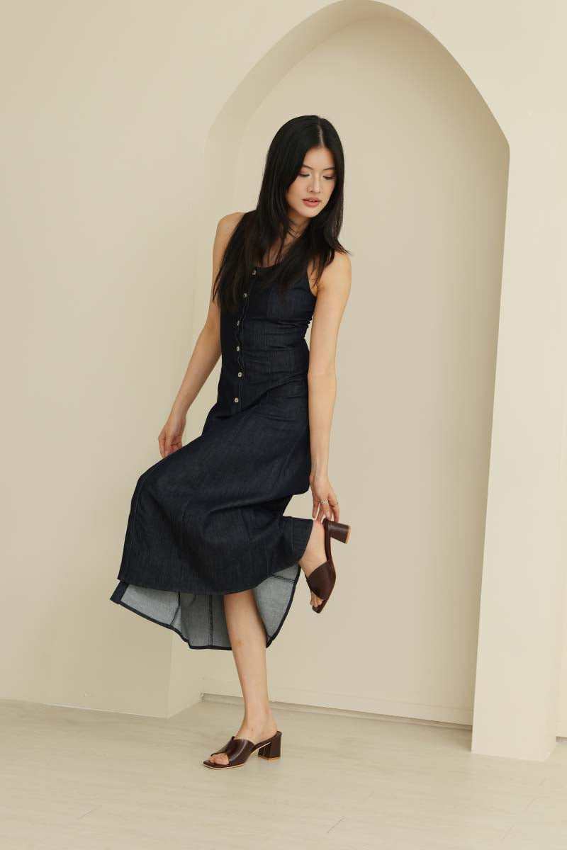 Wren Block Heels in Mahogany