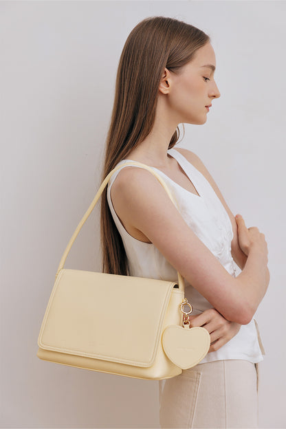 Sydney Shoulder Bag in Butter Yellow
