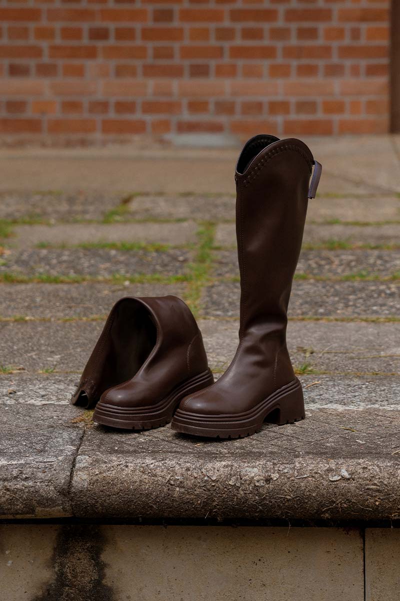 Zerra Knee-High Boots in Dark Brown