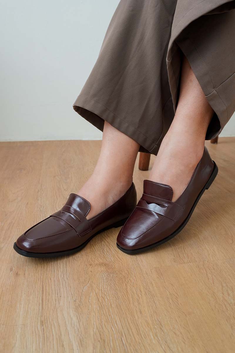 Zynelle Loafers in Dark Roast